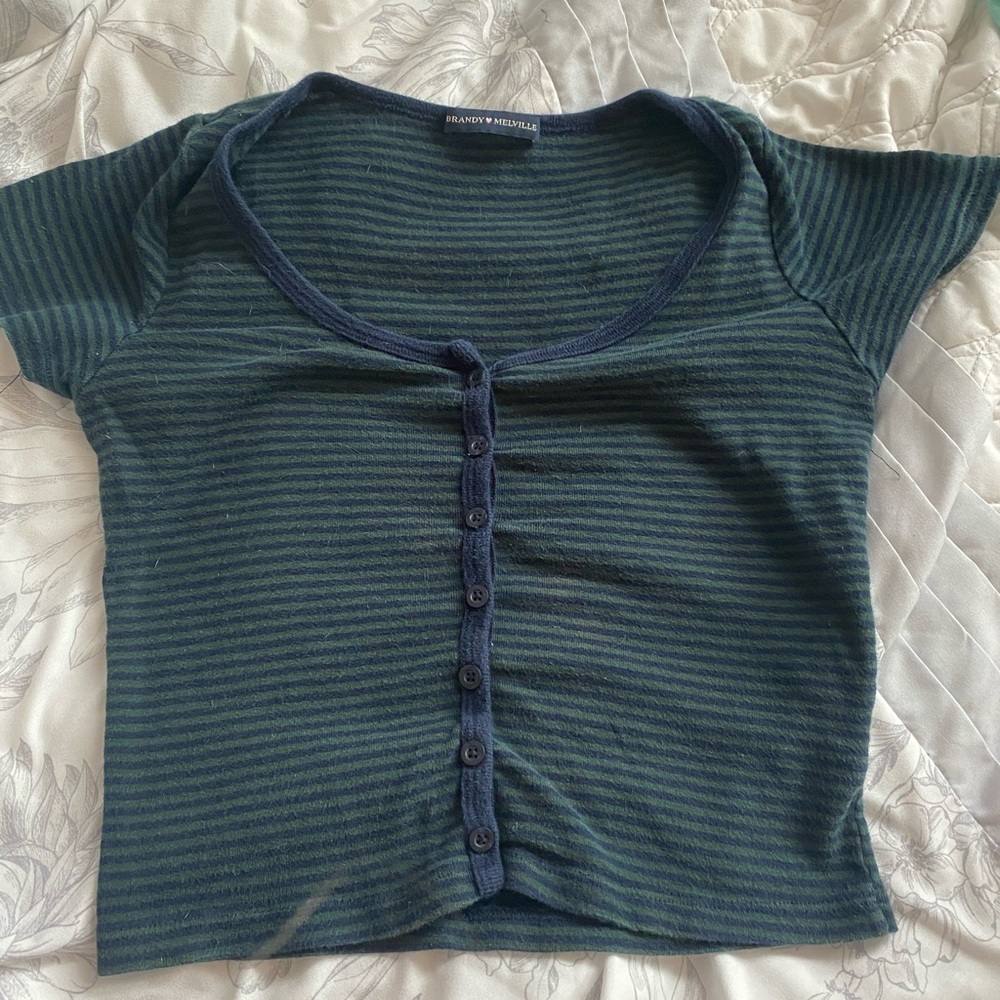 Brandy melville baby tee